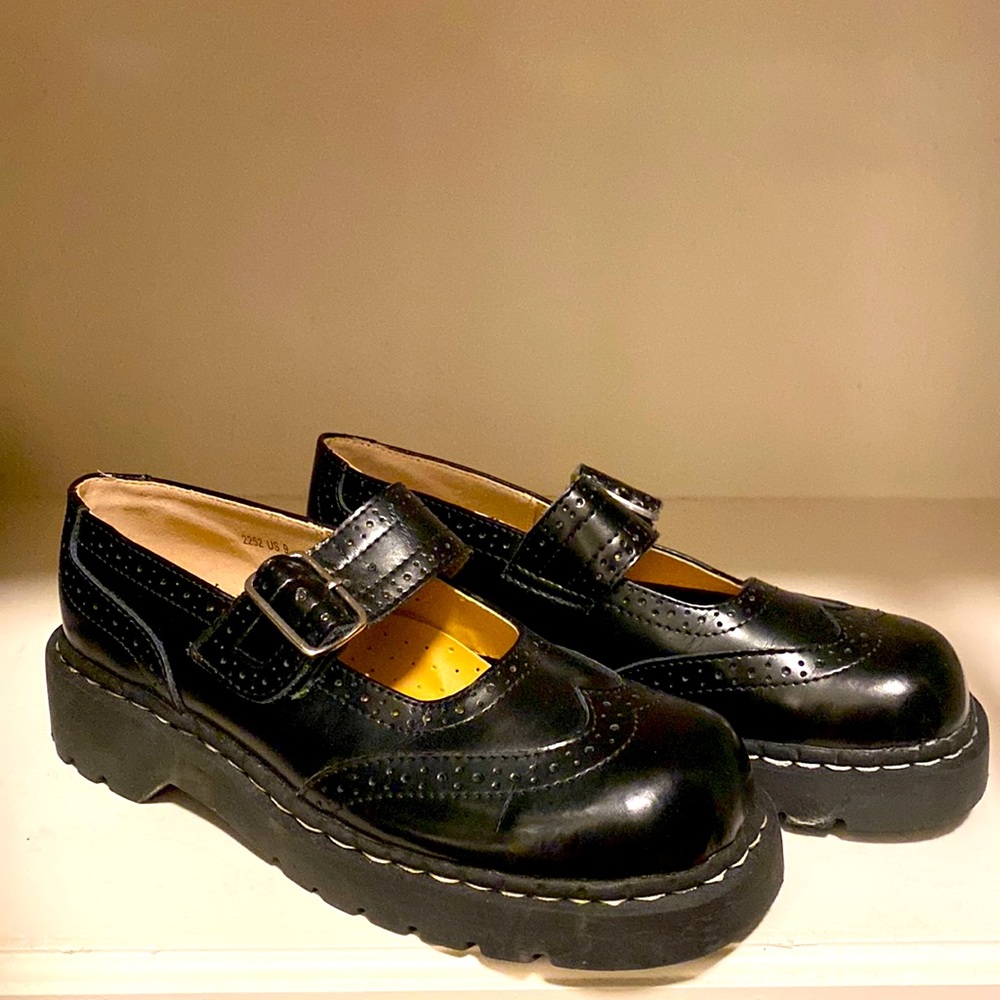 Antarchic Mary Jane shoes